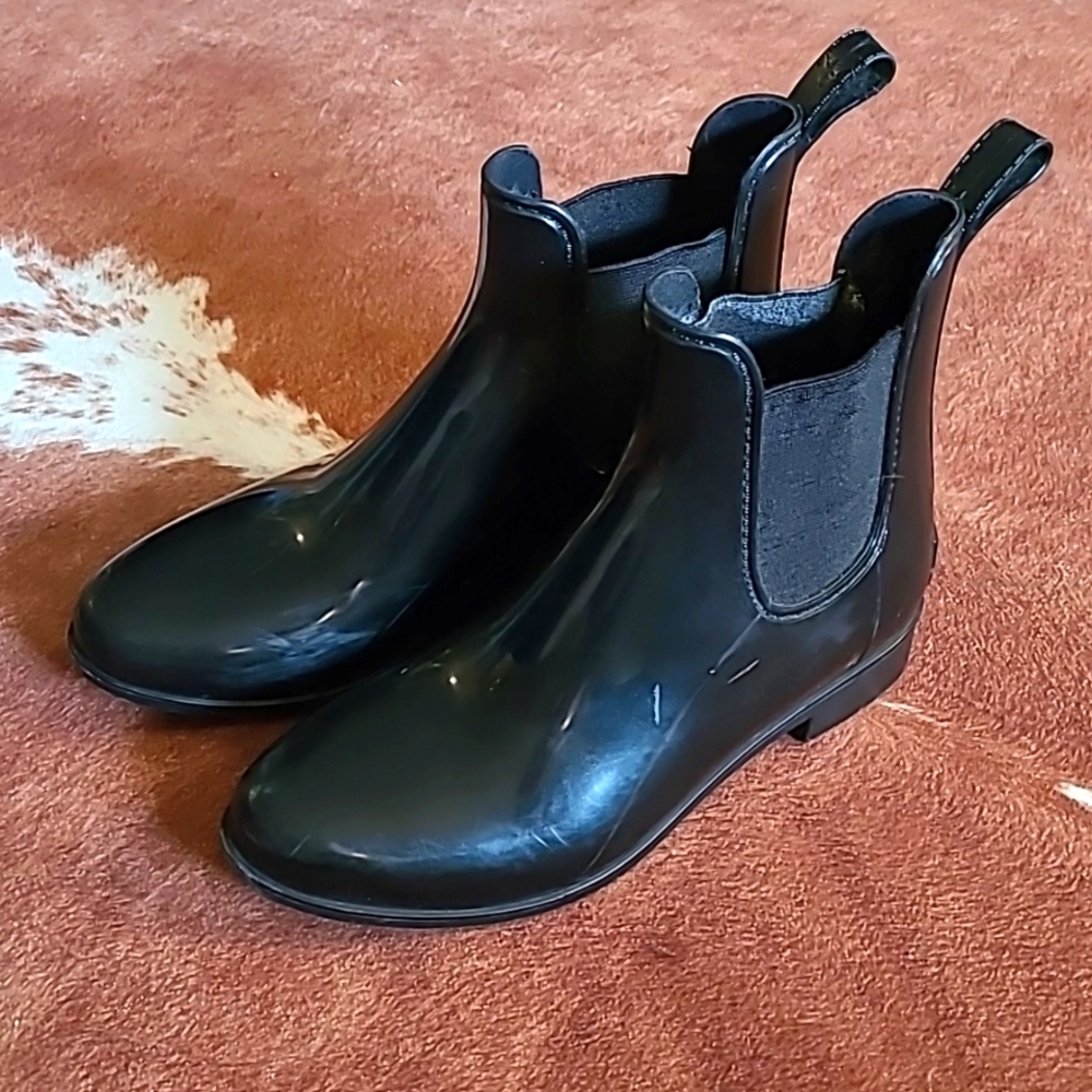 London Fog Black Chelsea Rain Boots Size 6